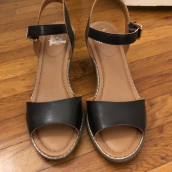 Dr. Scholl's Shoes - Dr Scholl's Black Platform Sandal